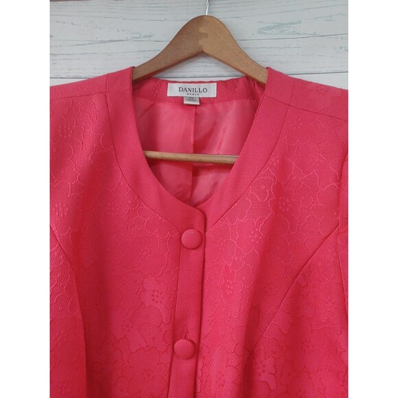 Danillo Womans Suits Skirt Blazer Jacket Coral Red Sz 16W Short Sleeve Textured - Picture 4 of 9